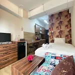 Scandinavian Studio Room At Grand Asia Afrika Apartment By Travelio